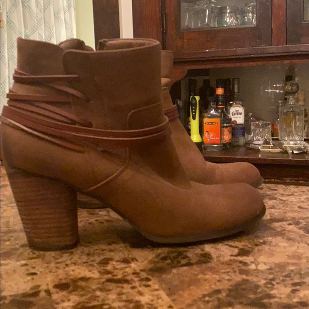 Brown boots